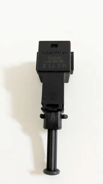 wlacznik-swiatel-stop-vw-numer-katalogowy-oryginalu-audi-1j0-945-511-a-ford-1-070-613-seat-1j0-945-511-a-skoda-1j0-945-511-a-vw-1j0-945-511-a