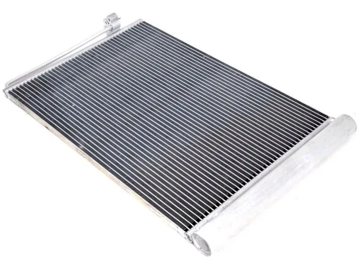 skraplacz-klimatyzacji-bmw-e60-e61-e63-e64-e65-waga-z-opakowaniem-5-kg