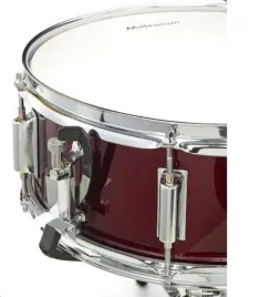 14x55-focus-snare-red-werbel-drewniany-z-topoli-czerwone-wino-millenium