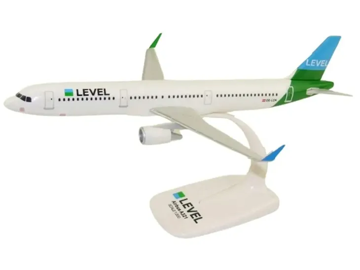 model-samolotu-airbus-a321-level-1-200-stan-nowy