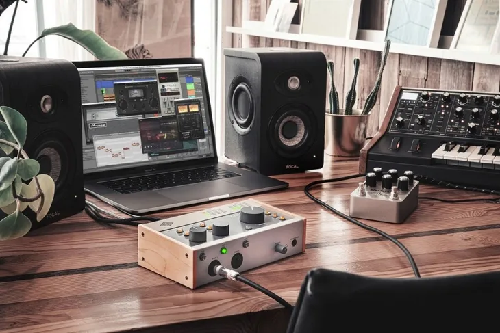 universal-audio-volt-476-interfejs-audio-usb-kod-producenta-volt-476