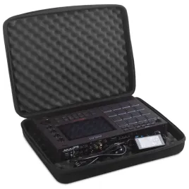 twarda-torba-transportowa-udg-na-mpc-live-denon-prime-go-ddj-flx2-u8301bl
