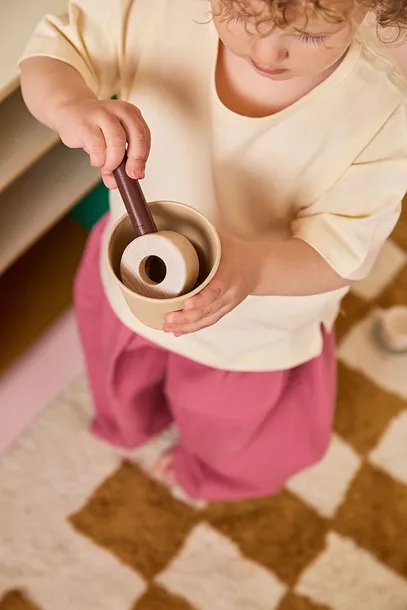 kid-s-concept-kawiarnia-stan-nowy-material-drewno