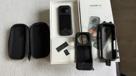 insta360-x3-starterbundle-wodoszczelna-kamera-sportowa-360
