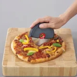 joseph-joseph-disc-noz-do-pizzy