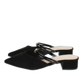 damskie-buty-klapki-czarne-na-obcasie-zabudowane-z-przodu-42-vaa