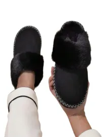 shein-czarne-kapcie-damskie-z-futerkiem-i-ozdobnym-szzwem-39-395-vaf