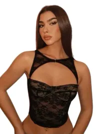 shein-czarna-koronkowa-bluzka-na-ramiaczkach-z-falbana-38-2be