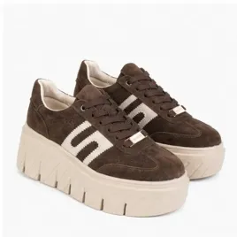 damskie-sneakersy-zamszowe-na-platformie-brazowe-z-bezowymi-akcentami-36