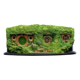 figurka-hobbitow-lord-of-the-rings-bag-end-na-wzgorzu-19-cm