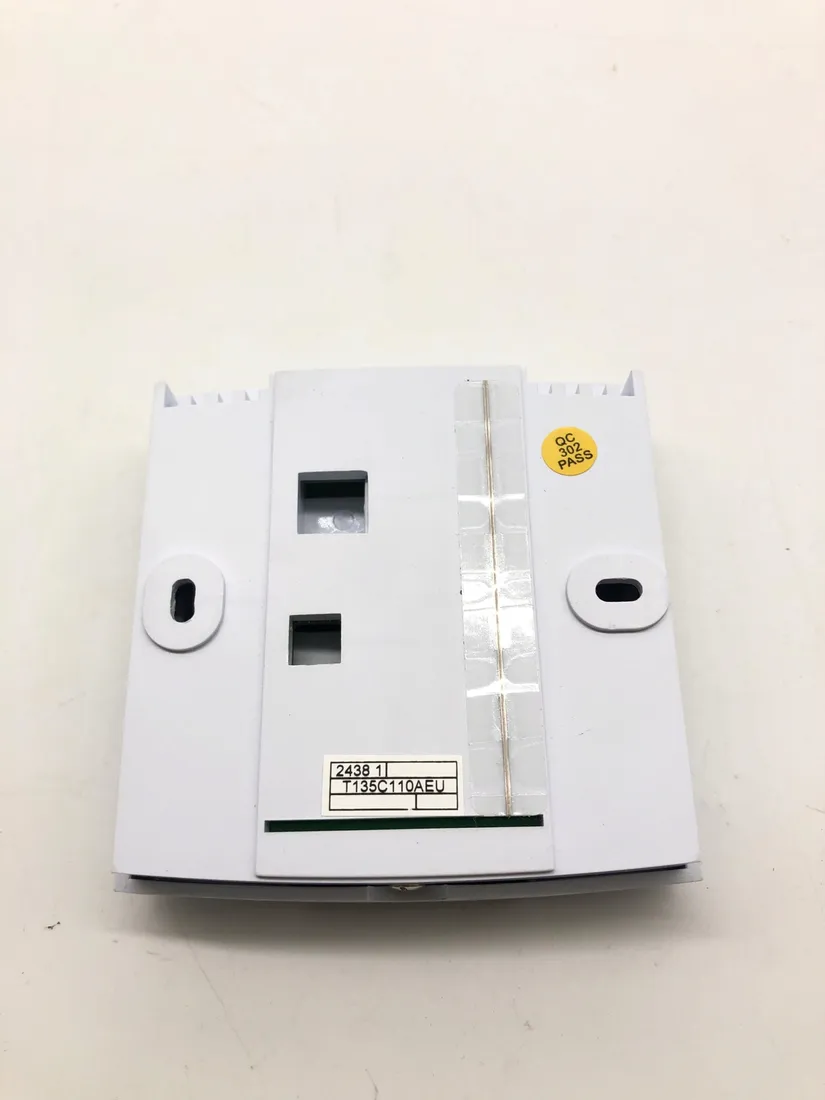 termostat-scienny-honeywell-dt135