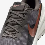 revolution-8-marka-nike-kod-producenta-hj8485200