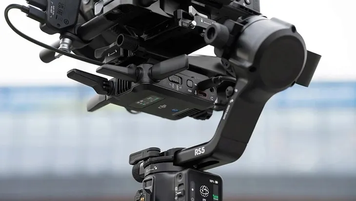 gimbal-dji-rs-5-combo