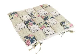 poduszka-dekoracyjna-na-krzeslo-patchwork-40x40-cm