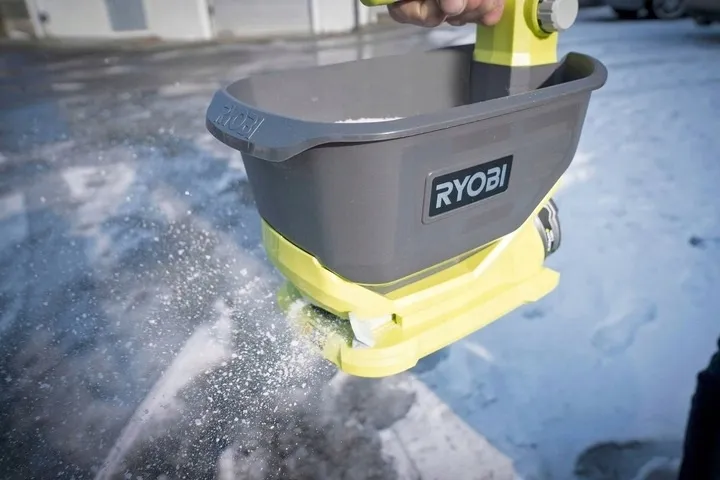 siewnik-ryobi-oss1800-4l