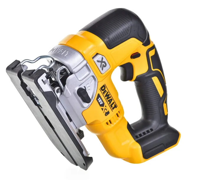 wyrzynarka-dewalt-dcs334p2