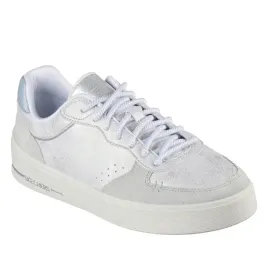 skechers-sportowe-biale-z-srebrnymi-wstawkami-i-mikroperforacja-385-u-a