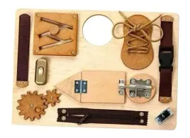 tablica-manipulacyjna-interaktywna-do-nauki-drewniana-montessori