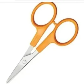 nozyczki-krawieckie-do-haftu-10cm-fiskars-classic-ostre-solidne-premium