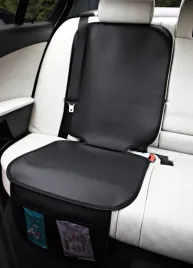 duza-mata-pod-fotelik-samochodowy-podkladka-isofix-oslona-fotela-ochraniacz