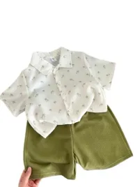 shein-komplet-dzieciecy-koszula-kremowa-w-nadruk-i-spodnie-104-110-cm-1ja