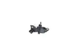 regulator-napiecia-alternatora-1986ae0068-bos