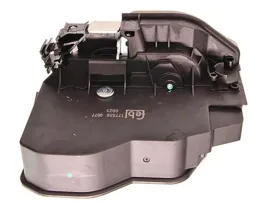 zamek-drzwi-fe177559