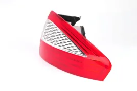 lampa-zespolonych-swiatel-tylnych-431-1973r-ue-dep