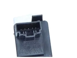 2-oe-vw-1-5q0-927-810a