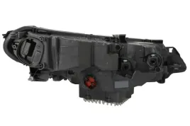 reflektor-swiatel-przednich-val451192