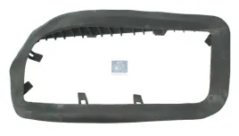 ramka-reflektora-swiatel-przednich-3-32065