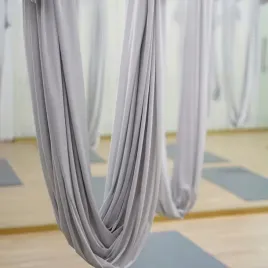 hustawka-dla-dzieci-hamak-chusta-sensoryczna-akrobatyczna-joga-280x150cm