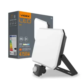 naswietlacz-led-swiatlo-do-ogrodu-na-podworko-z-czujnikiem-ruchu-50w-5000k