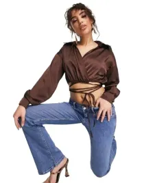 missguided-bluzka-satynowa-dla-niskich-40-xmj