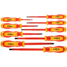 zestaw-wkretakow-izolowanych-plaskich-i-krzyzowych-1000v-neo-04-143-9-szt