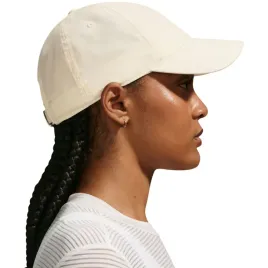 czapka-z-daszkiem-nike-dri-fit-club-kremowa-fb5372-115-s-m