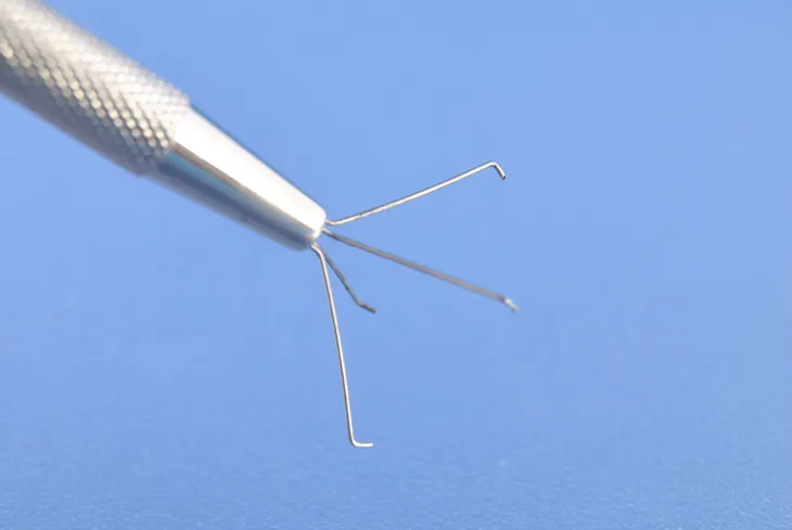 uchwyt-chwytak-modelarski-waga-z-opakowaniem-0-02-kg