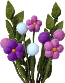 bukiet-recznie-robionych-kwiatow-z-filcu
