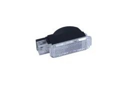 lampka-bagaznika-audi-a6-00-skoda-yeti-10-4b0947415a-oe