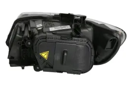 reflektor-swiatel-przednich-044138-val