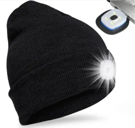 czapka-zimowa-ocieplana-z-latarka-lampka-led-ladowanie-usb-unisex-czarna