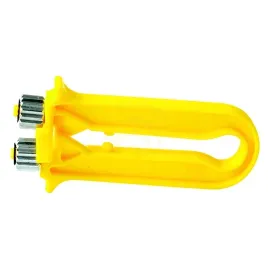 napinacz-drutu-w-ramce-plastikowy