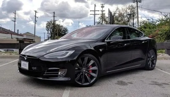 felgi-21-tesla-model-s-model-x
