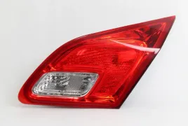 lampa-tylna-tyc