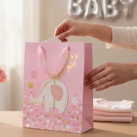 torebka-torba-papierowa-ozdobna-na-prezent-narodziny-baby-shower-rozowa-w1