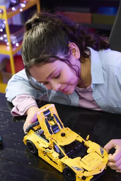 lego-technic-chevrolet-corvette-stingray