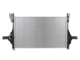 chlodnica-wody-volvo-xc40-b4-19-b5-19-23-t5-17-22-automat-manual-hybryda