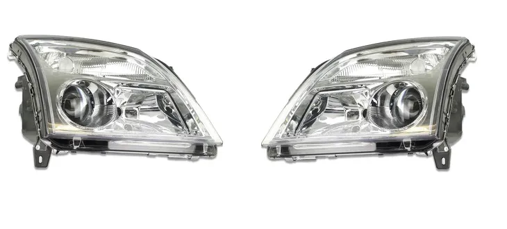 REFLEKTORY OPEL VECTRA C 2002-2005 KOMPLET L+R