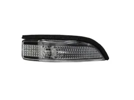kierunkowskaz-lusterka-prawy-toyota-yaris-p13-10-
