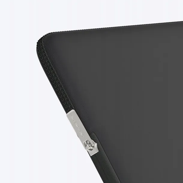 torba-na-laptopa-do-macbook-neo-13-minimal-basicbag-czarna-certyfikat-ce-marka-amazingthing